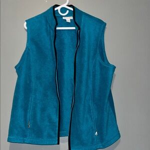 Women’s 2X Green Fleece Zip Vest